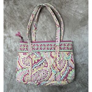 This Vera Bradley Is A Great Shoulder Bag In Shades Of Pink With Blue Accents